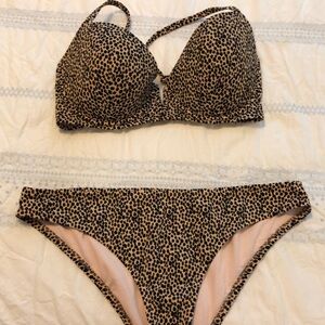 Shade & Shore Leopard Bikini Size 36D Large Bottoms